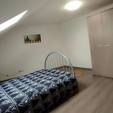 And Quiet House In Σπίτι διακοπών Σαρλρουά